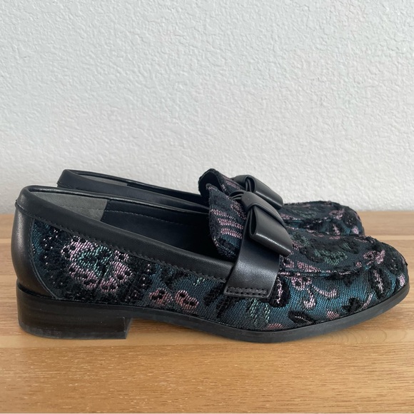 Stuart Weitzman Bowtie Embellished Floral Jacquard Loafers 37 6.5 - Picture 7 of 12